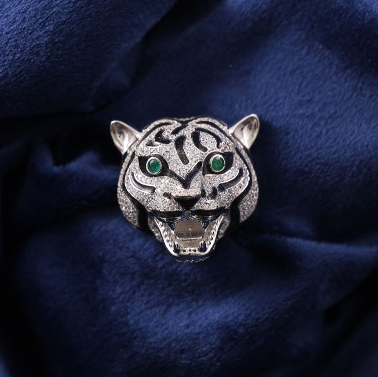 Stunning 925 silver tiger leopard king brooch
