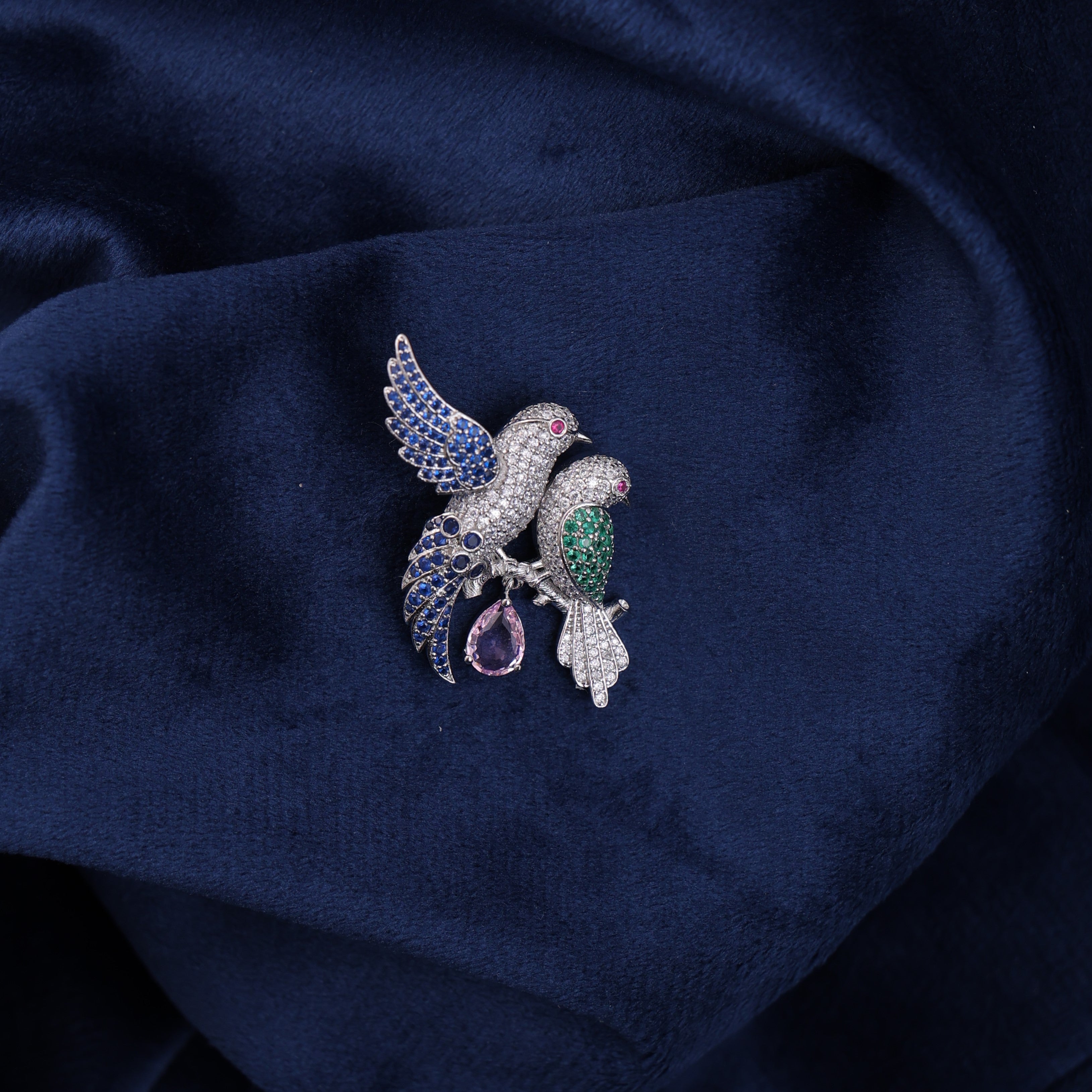 The Sparkling Lovebirds 925 silver with CZ Brooch