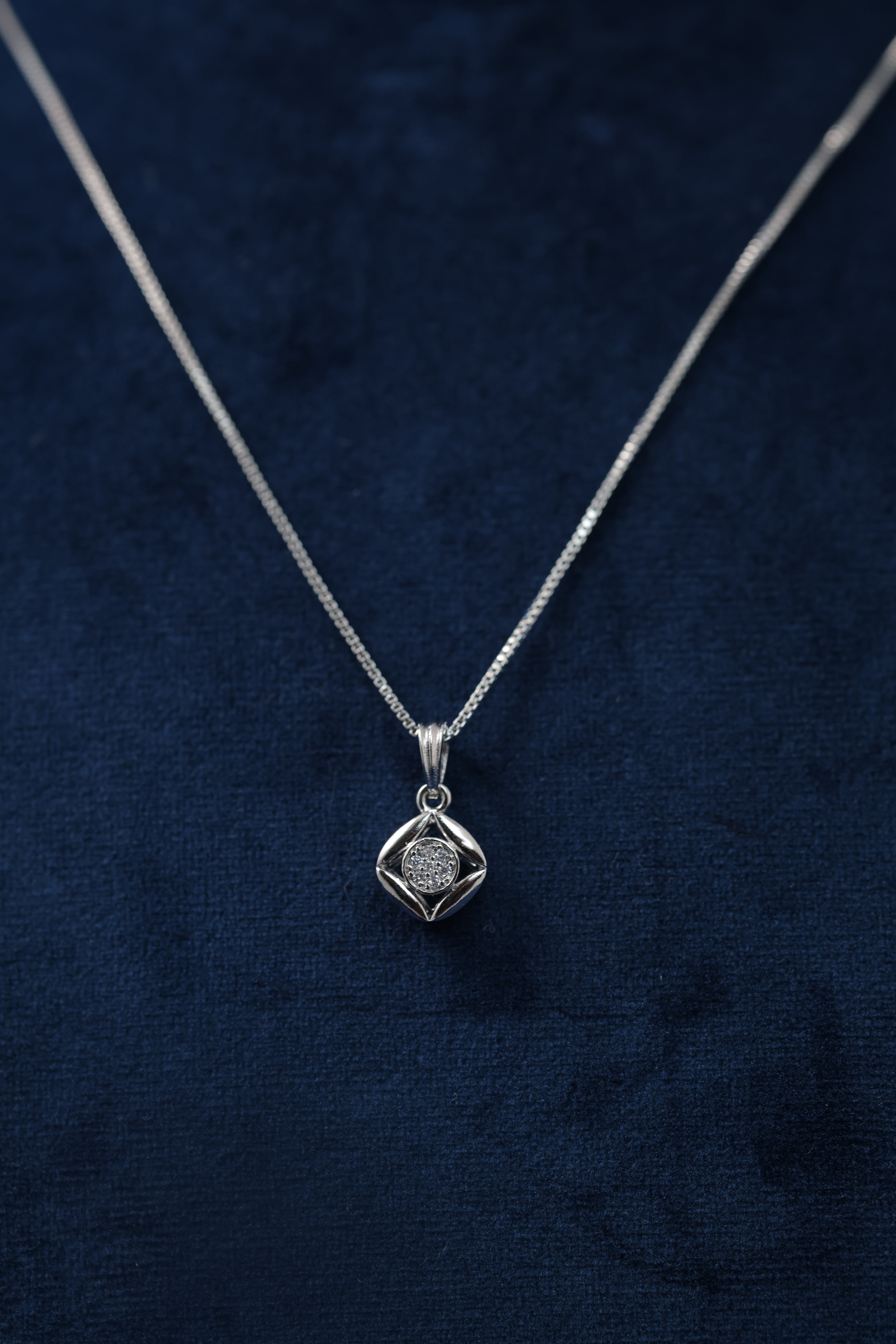 925 Silver solitairePendant with earrings and Chain for women & girls