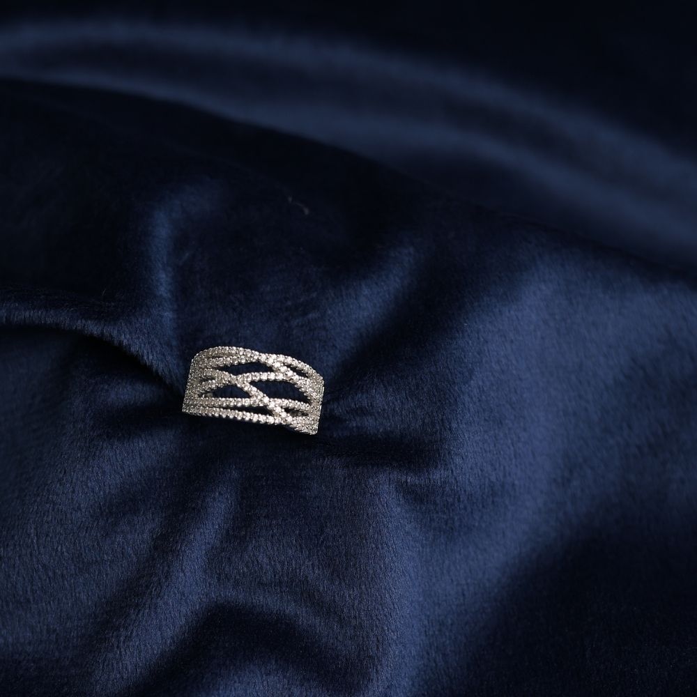 925 silver slick designer finger ring for women and girls