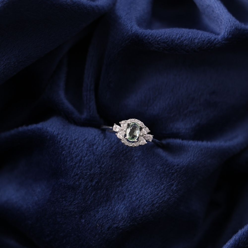 925 silver slick designer finger ring for women and girls