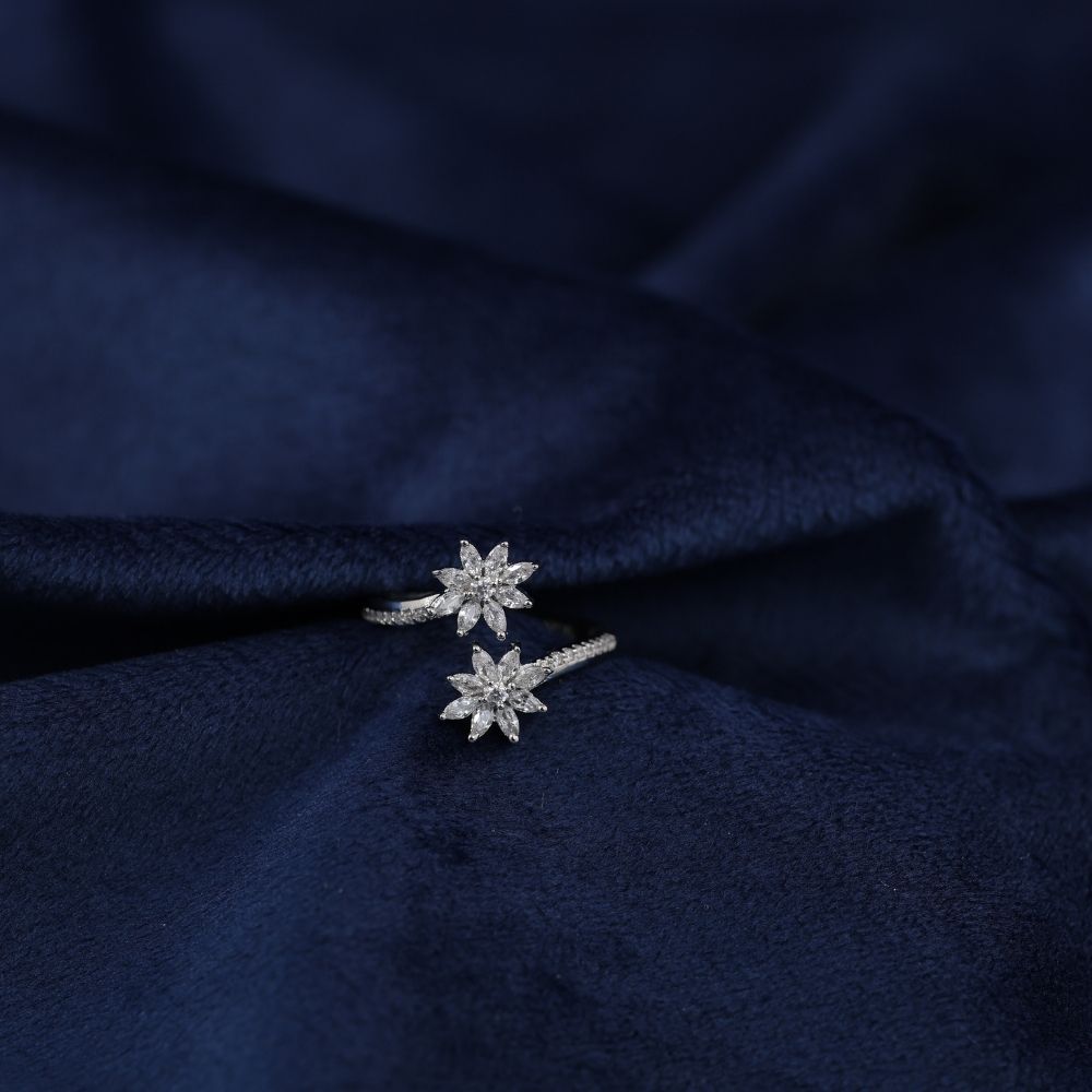 925 silver slick designer finger ring for women and girls