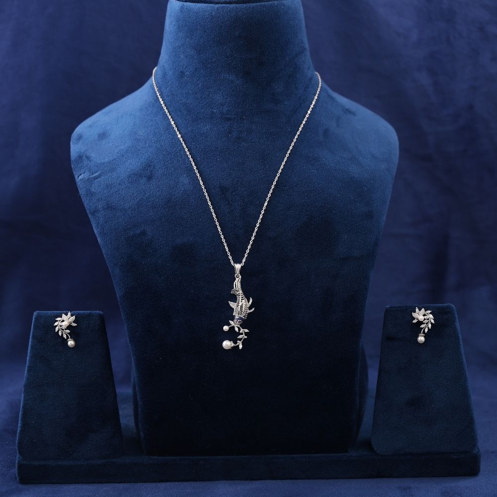 925 Silver fish & hook Pendant with earrings andChain for women girls