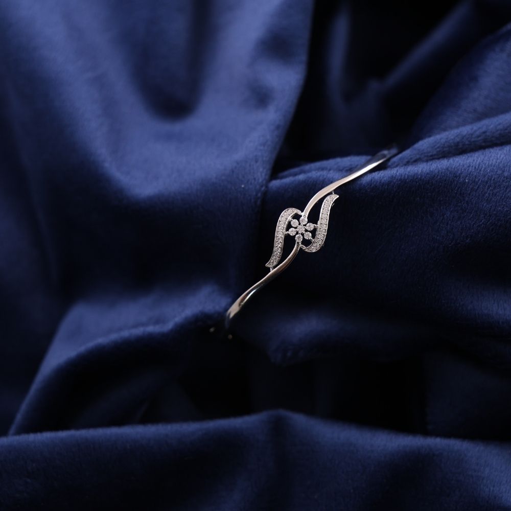 Contemporary Pave Swirl Flower 925 silver Bracelet