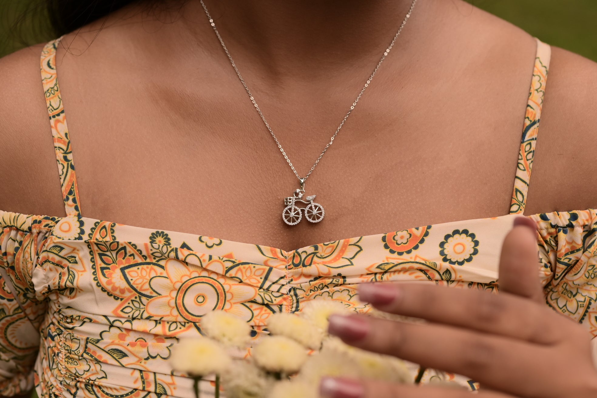 Silver Cycle Pendant with Link Chain for teenage