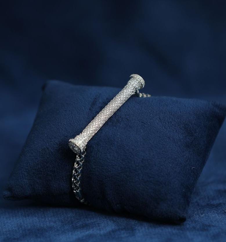 Trendy D Shaped 925 silver Luxury Full CZ Stone Studded Cuff Bracelet